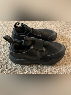 Nike Kids All-Black Slip-On Sneakers with Hook Strap